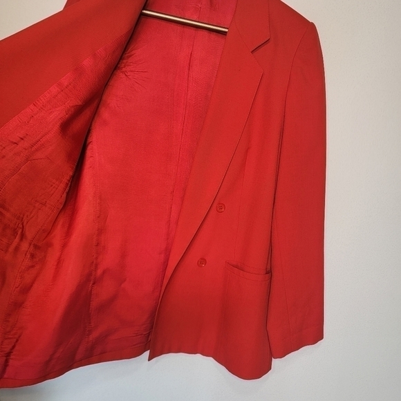 VINTAGE red blazer. Large pockets. Button-up. Unisex. - Picture 4 of 6